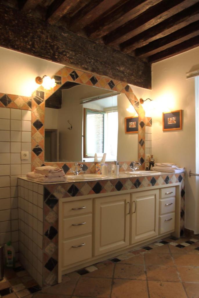 La Tour Bocsozel Hotel La Cote-Saint-Andre ภายนอก รูปภาพ